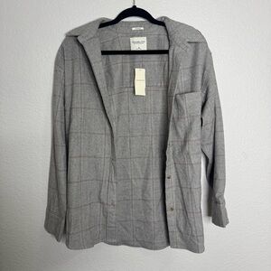 NWT Abercrombie Plaid Button oversized Flannel Size M
